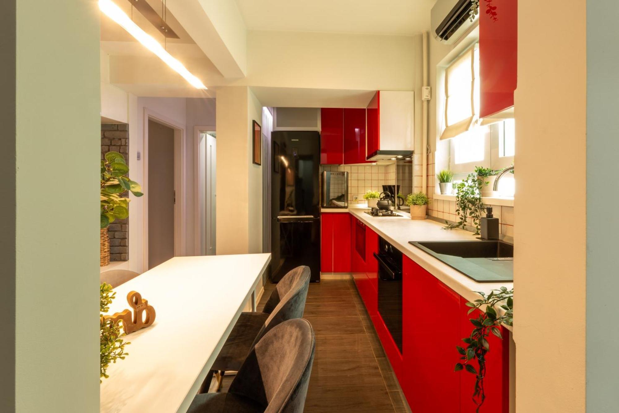 Modern 1Br Apt In The Old Town: The Perfect Choice Bukares Bagian luar foto