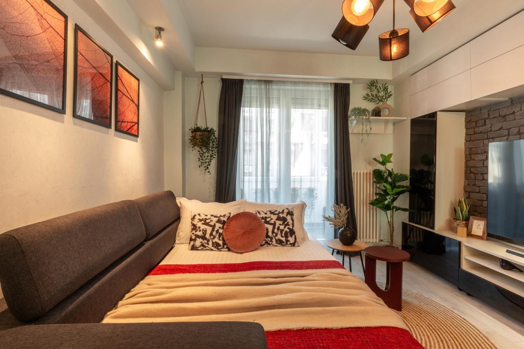 Modern 1Br Apt In The Old Town: The Perfect Choice Bukares Bagian luar foto