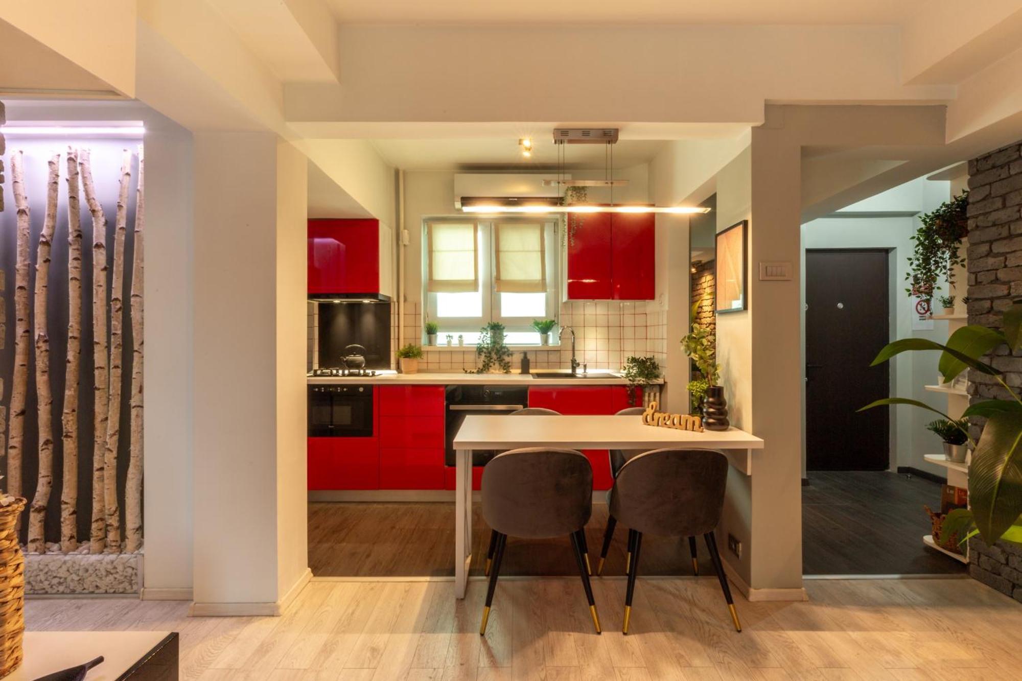 Modern 1Br Apt In The Old Town: The Perfect Choice Bukares Bagian luar foto