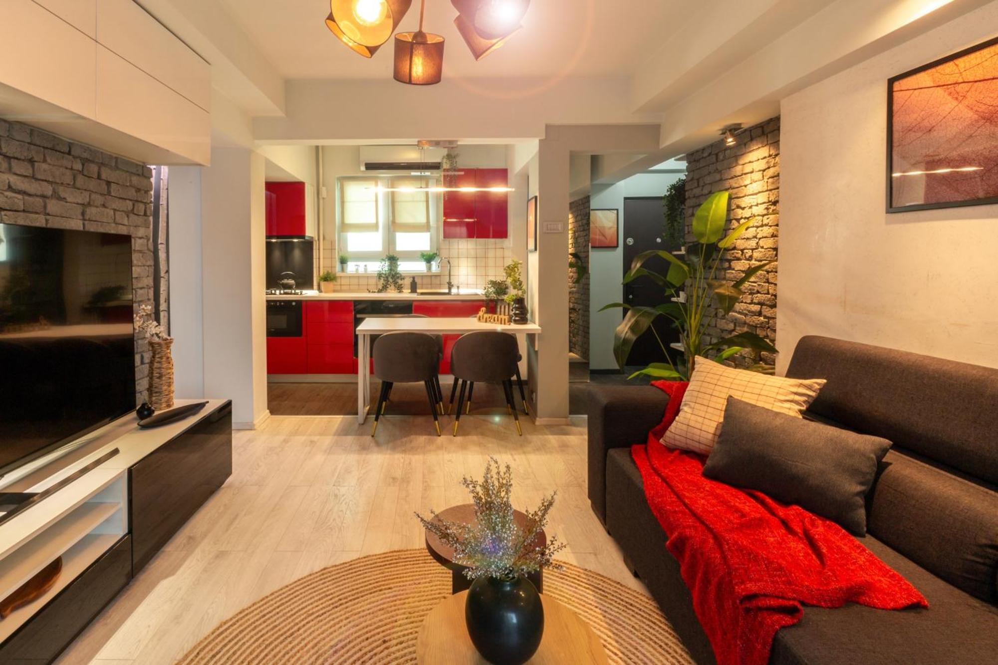 Modern 1Br Apt In The Old Town: The Perfect Choice Bukares Bagian luar foto